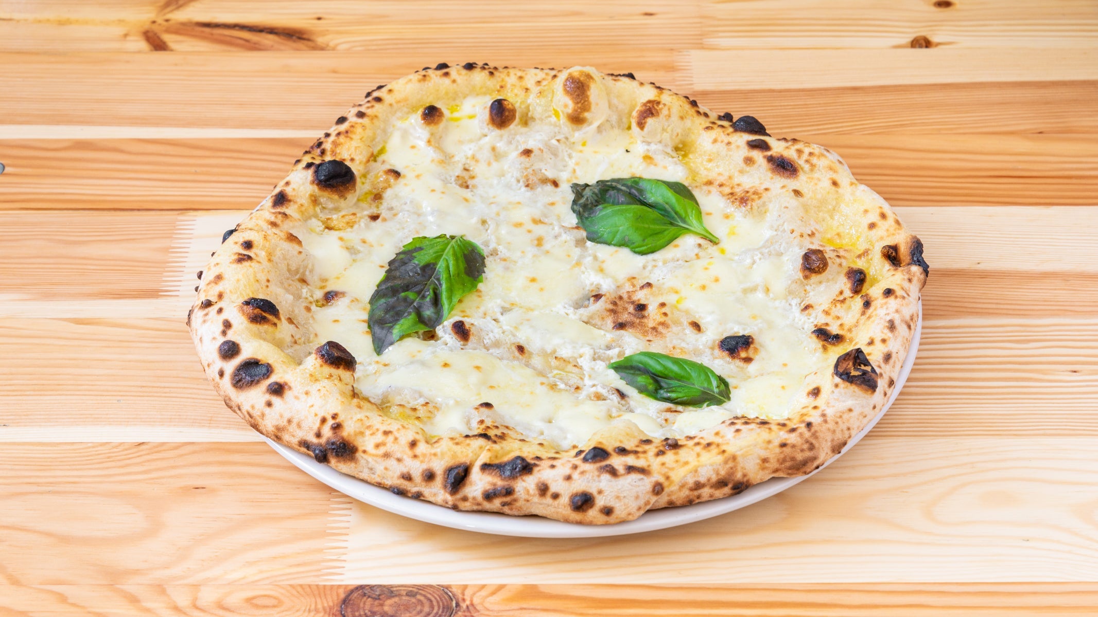 Cinque Formaggi, pizza napolitaine Fratelli Castellano
